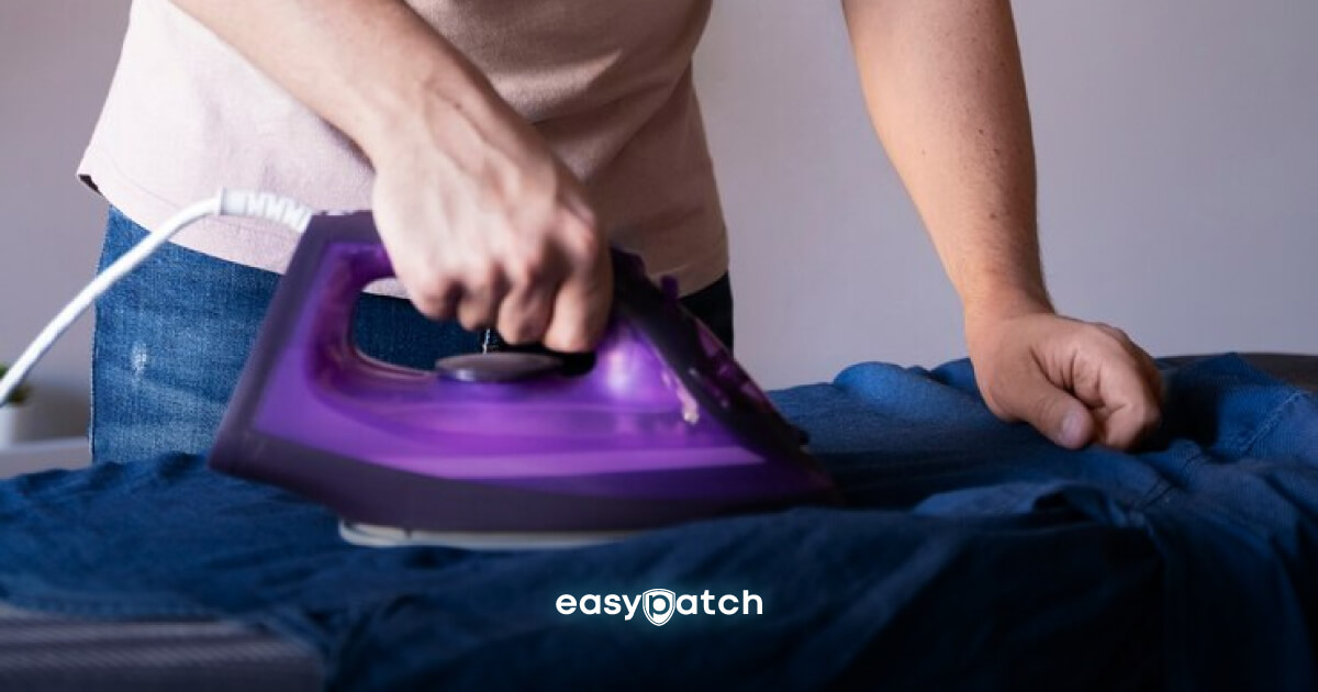 Hvordan påføre termoadhesive patcher: komplett guide for å unngå feil